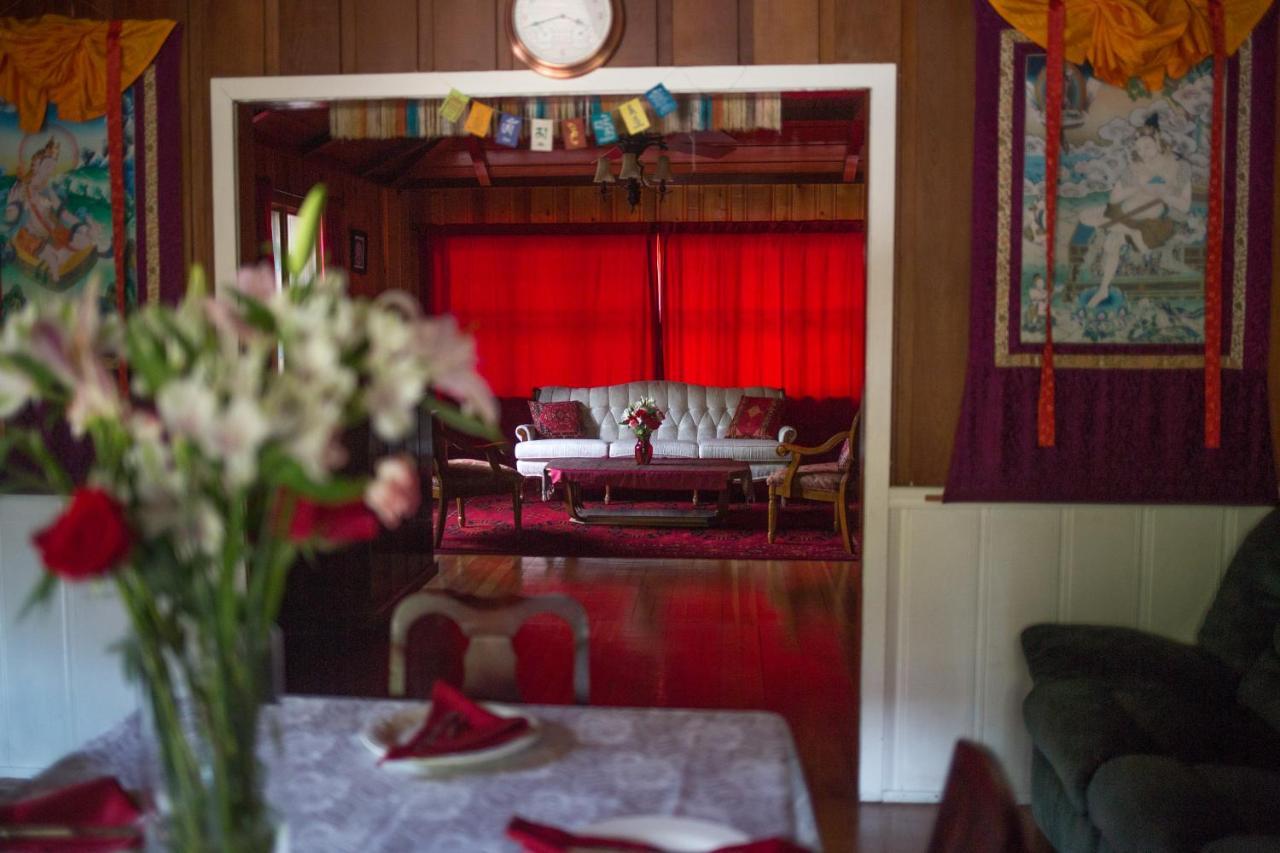 Quiet Mind Lodge, Spa & Retreat Sequoias Kernville Esterno foto