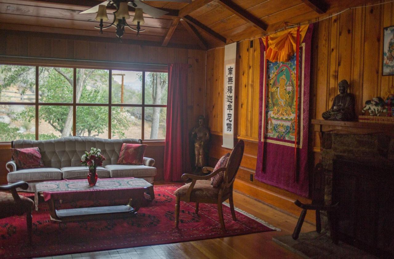 Quiet Mind Lodge, Spa & Retreat Sequoias Kernville Esterno foto