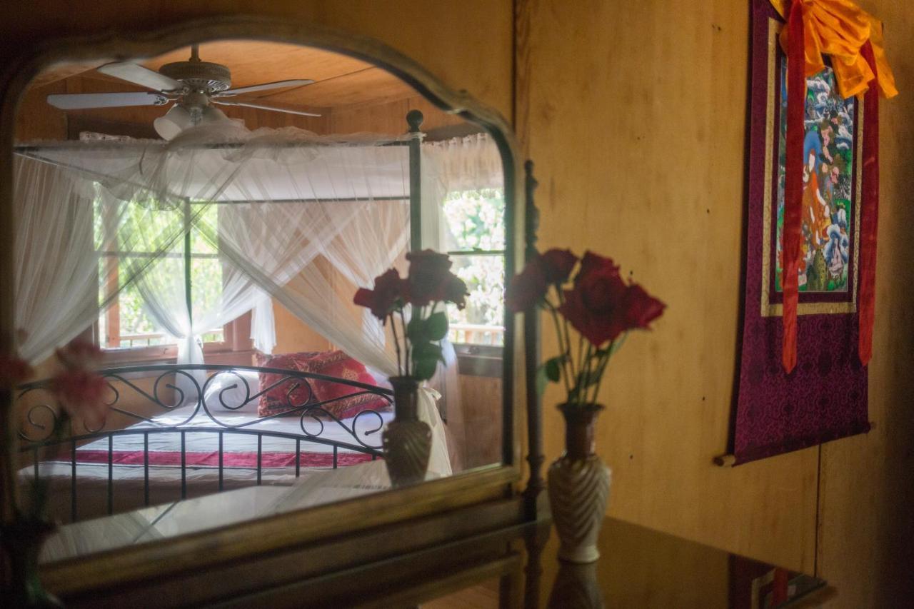 Quiet Mind Lodge, Spa & Retreat Sequoias Kernville Esterno foto