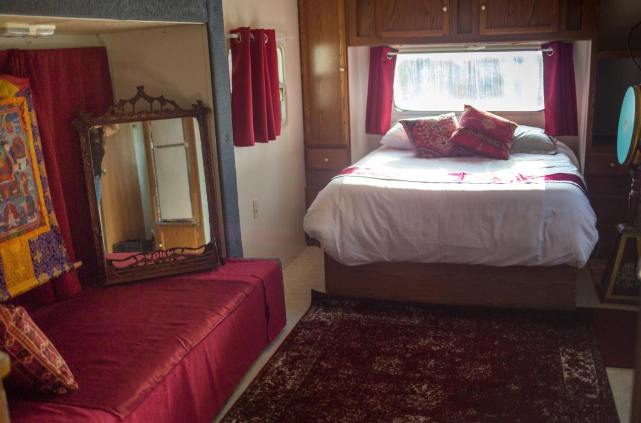 Quiet Mind Lodge, Spa & Retreat Sequoias Kernville Esterno foto