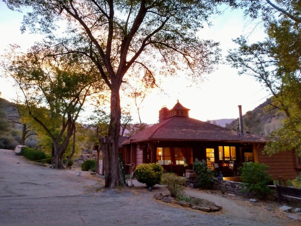 Quiet Mind Lodge, Spa & Retreat Sequoias Kernville Esterno foto