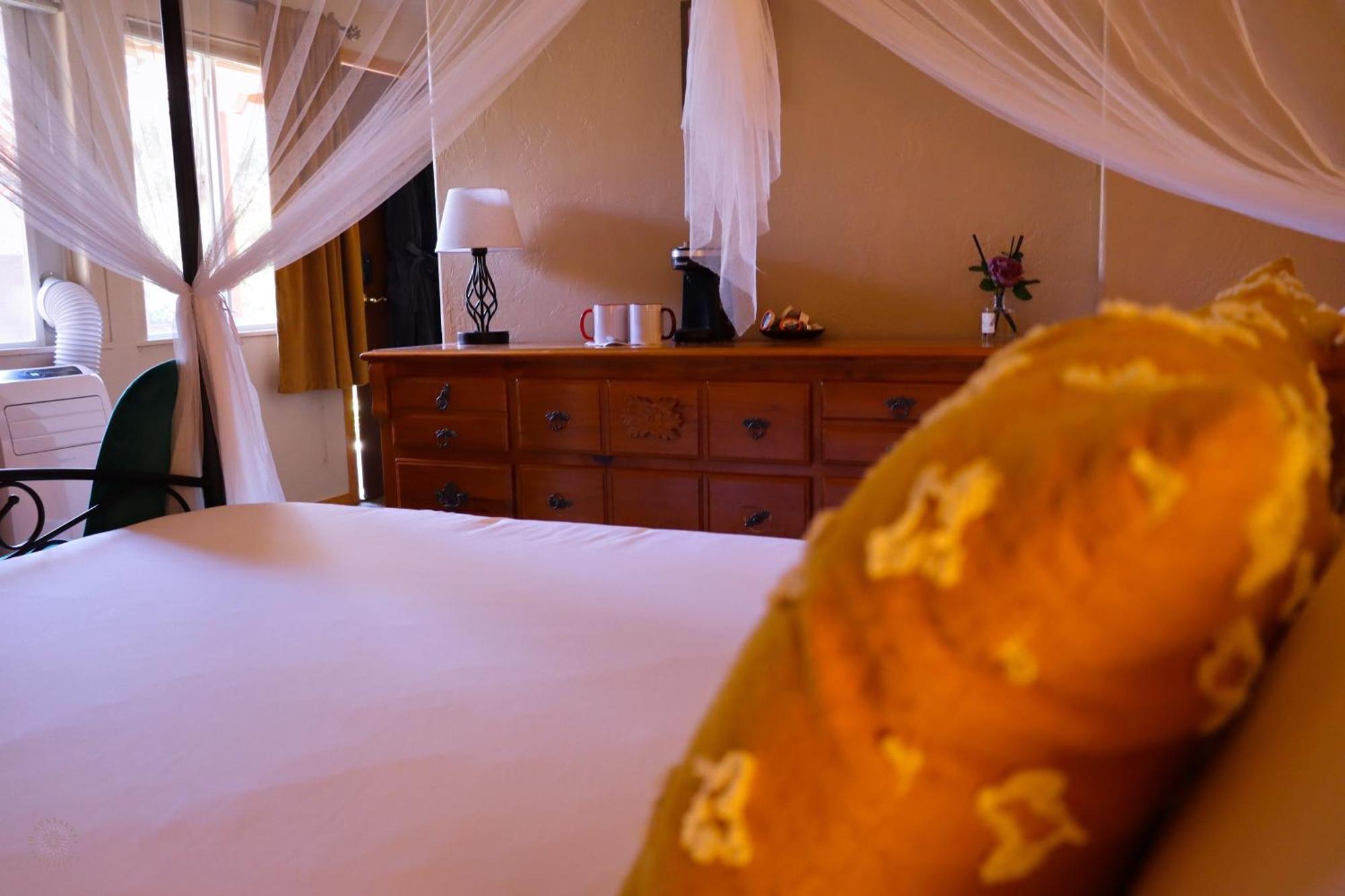 Quiet Mind Lodge, Spa & Retreat Sequoias Kernville Esterno foto